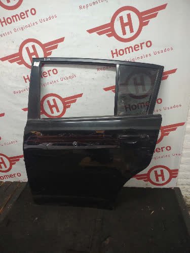 Puerta Trasera Izquierda Nissan Tiida 2011 - 4015022