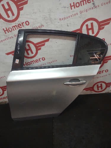 Puerta Trasera Izquierda Bmw 116i 2009 - 4566357