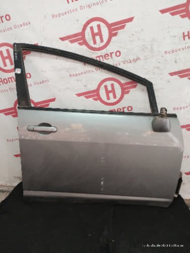Puerta Delantera Derecha Nissan Tiida 2012 - 4755926