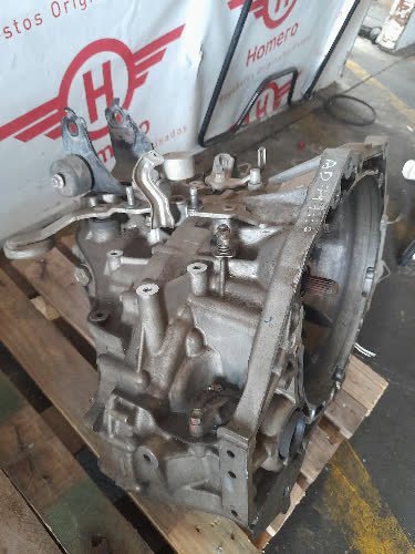 Caja De Velocidades Toyota Etios 2019 - 4545756