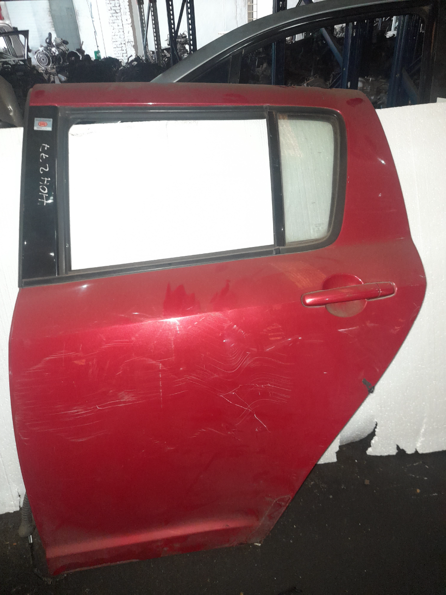 Puerta Trasera Izquierda Suzuki Swift 2008 - 5671248