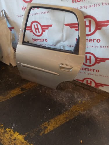 Puerta Trasera Izquierda Chevrolet Classic 2007 - 5699066