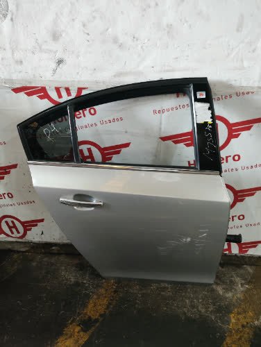 Puerta Trasera Derecha Chevrolet Cruze 2013 - 5497098