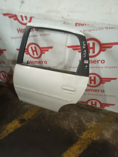 Puerta Trasera Izquierda Chevrolet Classic 2012 - 5652679