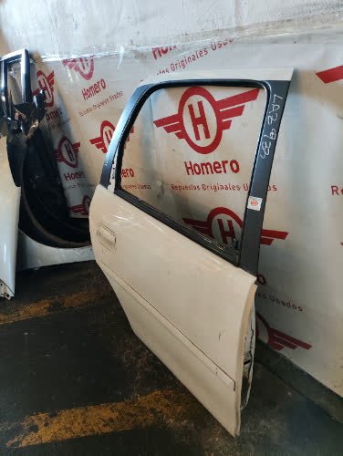 Puerta Trasera Derecha Chevrolet Classic 2012 - 5652680