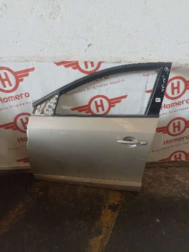 Puerta Delantera Izquierda Renault Fluence 2012 - 5643054