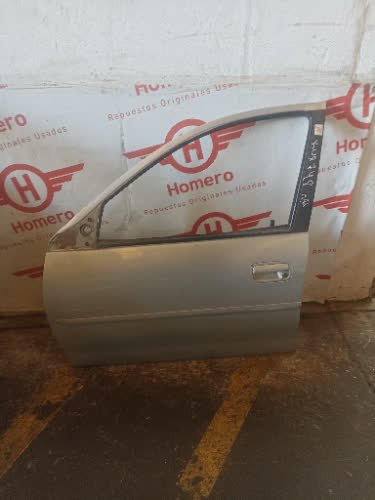 Puerta Delantera Izquierda Chevrolet Classic 2012 - 5994449