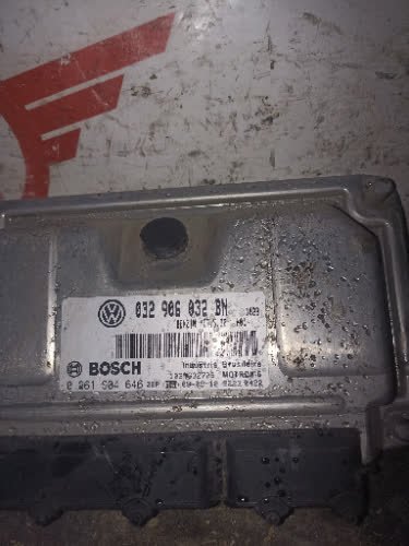 Modulo De Inyeccion Volkswagen Suran 2009 - 5944233