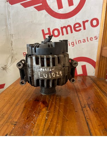 Alternador Volkswagen Passat 2012 - 4974214