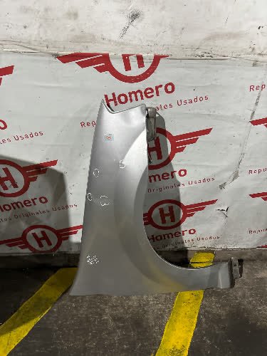Guardabarro Del. Der Renault Logan 2011 - 6158822