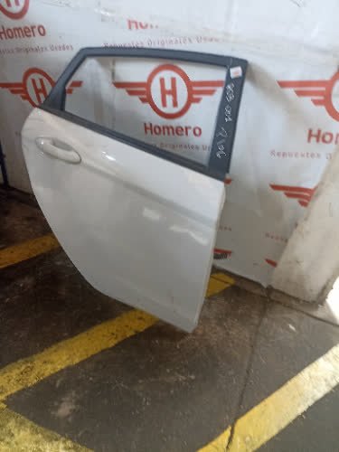 Puerta Trasera Derecha Ford Fiesta 2016 - 6504141