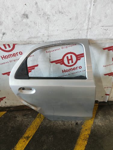Puerta Trasera Derecha Toyota Etios 2016 - 6342953