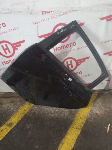 Puerta Trasera Derecha Peugeot 208 2015 - 6519623