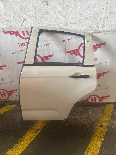Puerta Trasera Izquierda Citroen  C3  2016 - 6748616