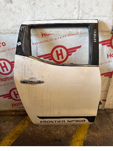 Puerta Trasera Derecha Nissan Frontier 2016 - 6407284