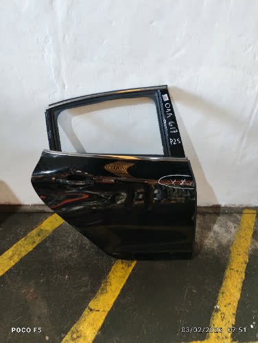 Puerta Trasera Derecha Peugeot 208 2014 - 6782537