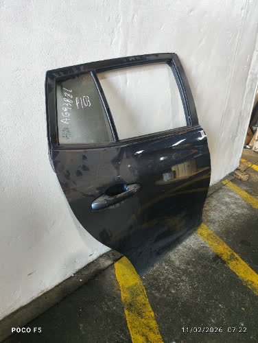 Puerta Trasera Derecha Toyota Yaris 2024 - 6367430