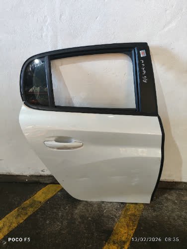 Puerta Trasera Derecha Peugeot 208 2024 - 6879265