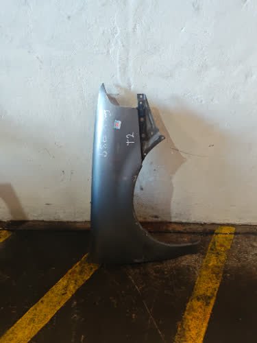 Guardabarro Del. Der Volkswagen Gol Power 2005 - 6713091