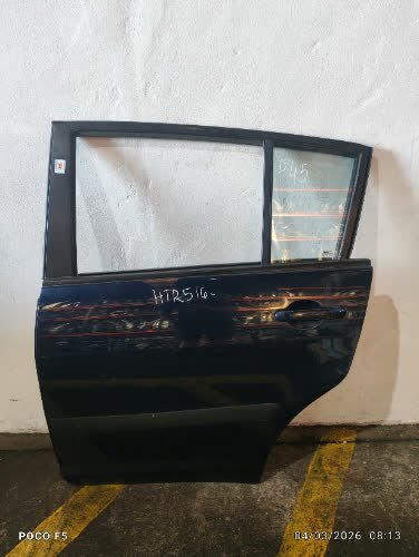 Puerta Trasera Izquierda Nissan Tiida 2009 - 7033902