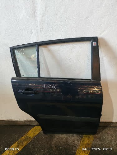 Puerta Trasera Derecha Nissan Tiida 2009 - 7033903