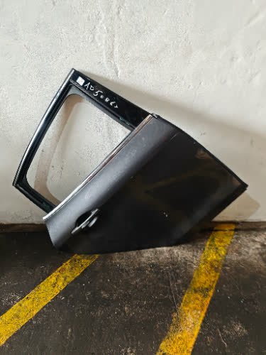 Puerta Trasera Derecha Peugeot 208 2019 - 6895542