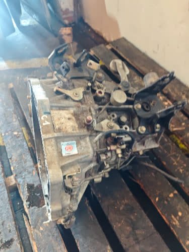 Caja De Velocidades Toyota Etios 2018 - 7302758