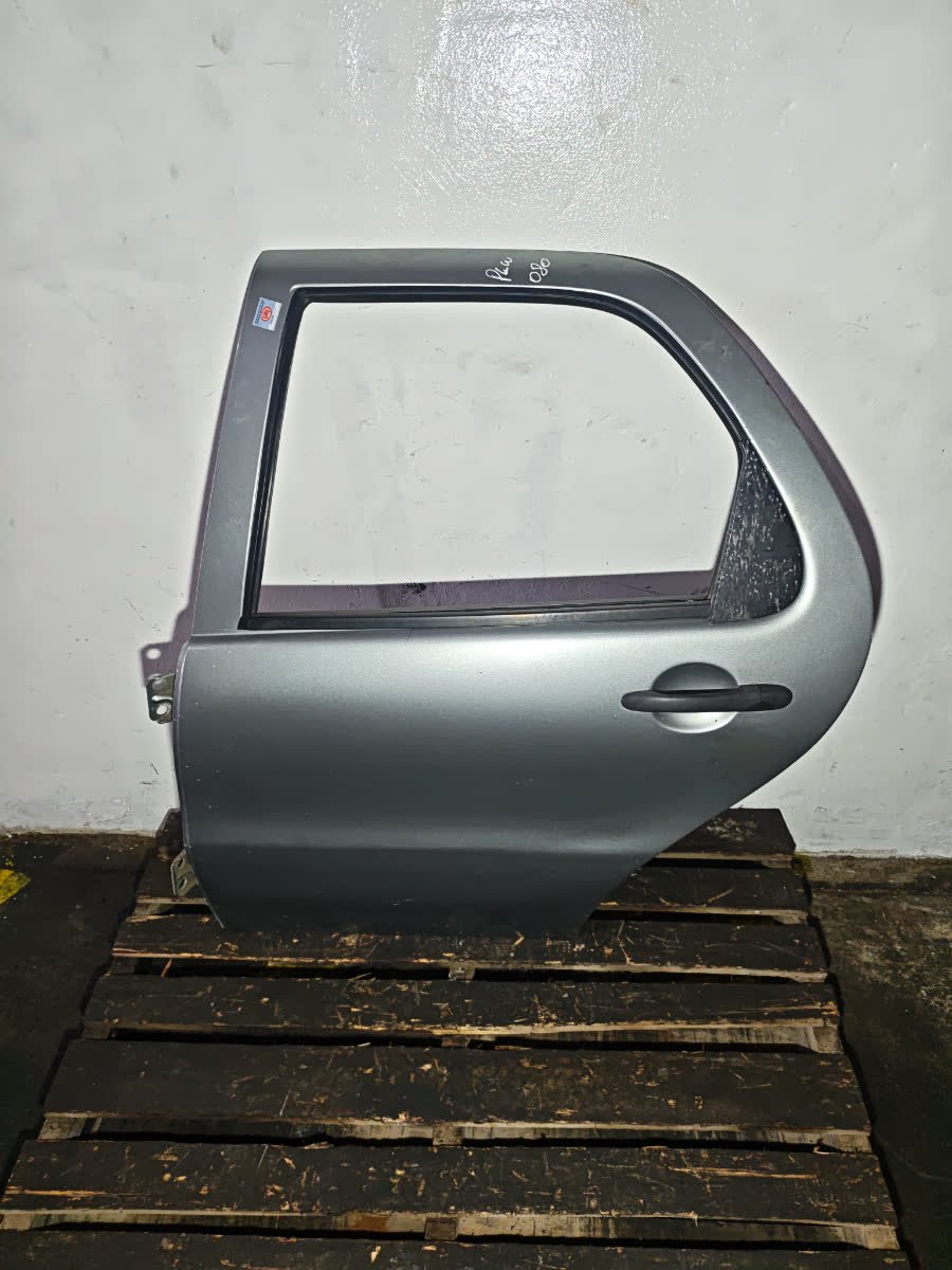 Puerta Trasera Izquierda Fiat Palio 2016 - 7357041