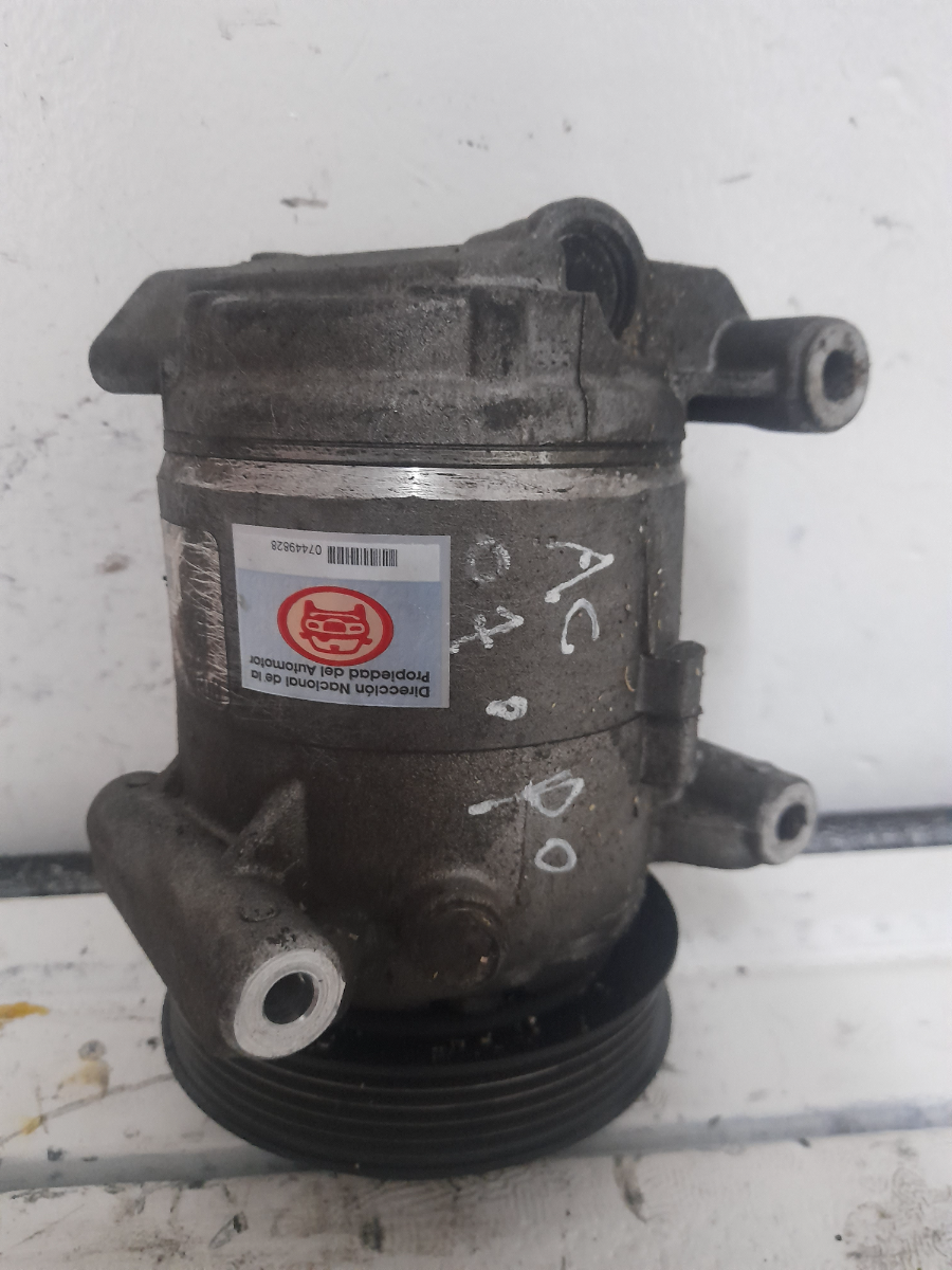 Compresor Aire Acc. Renault Logan 2022 - 7449828