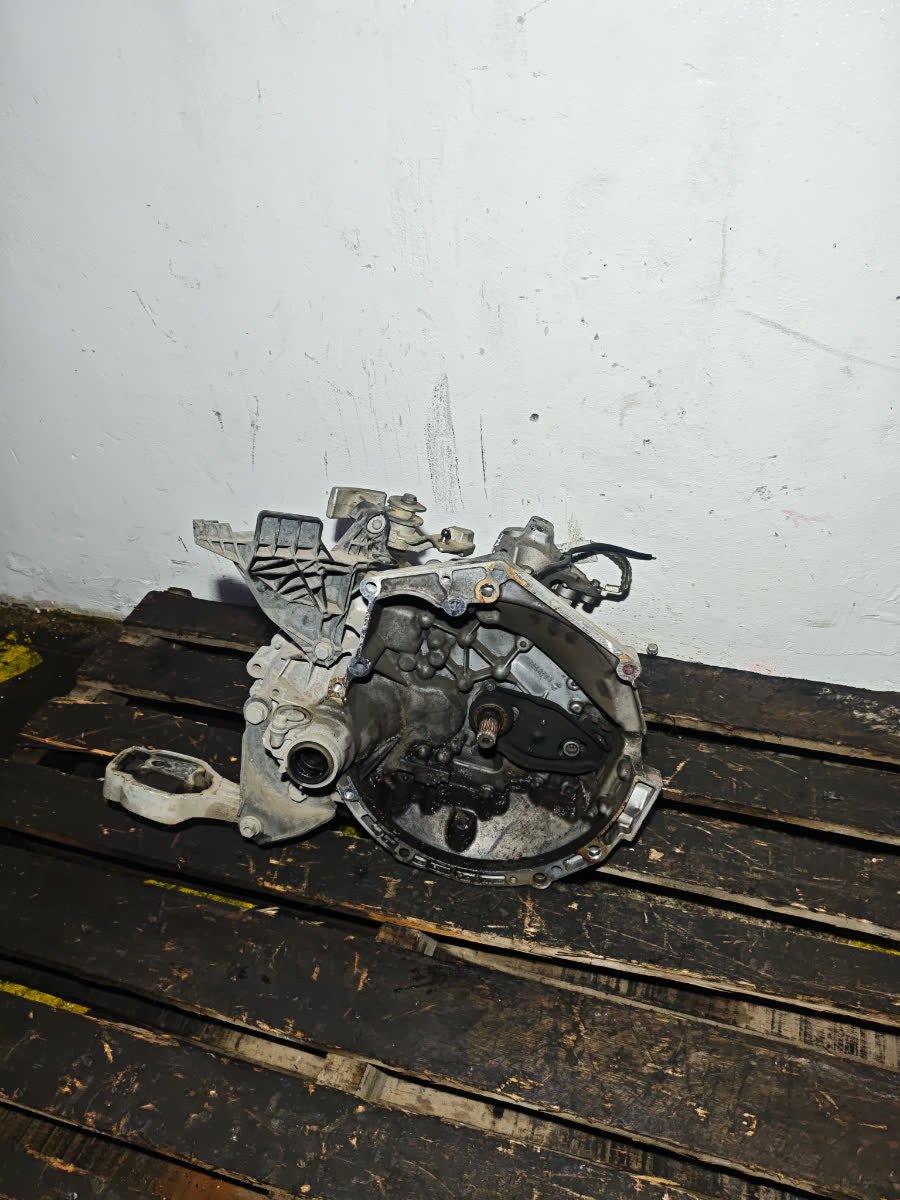 Caja De Velocidades Peugeot 208 2024 - 7613023