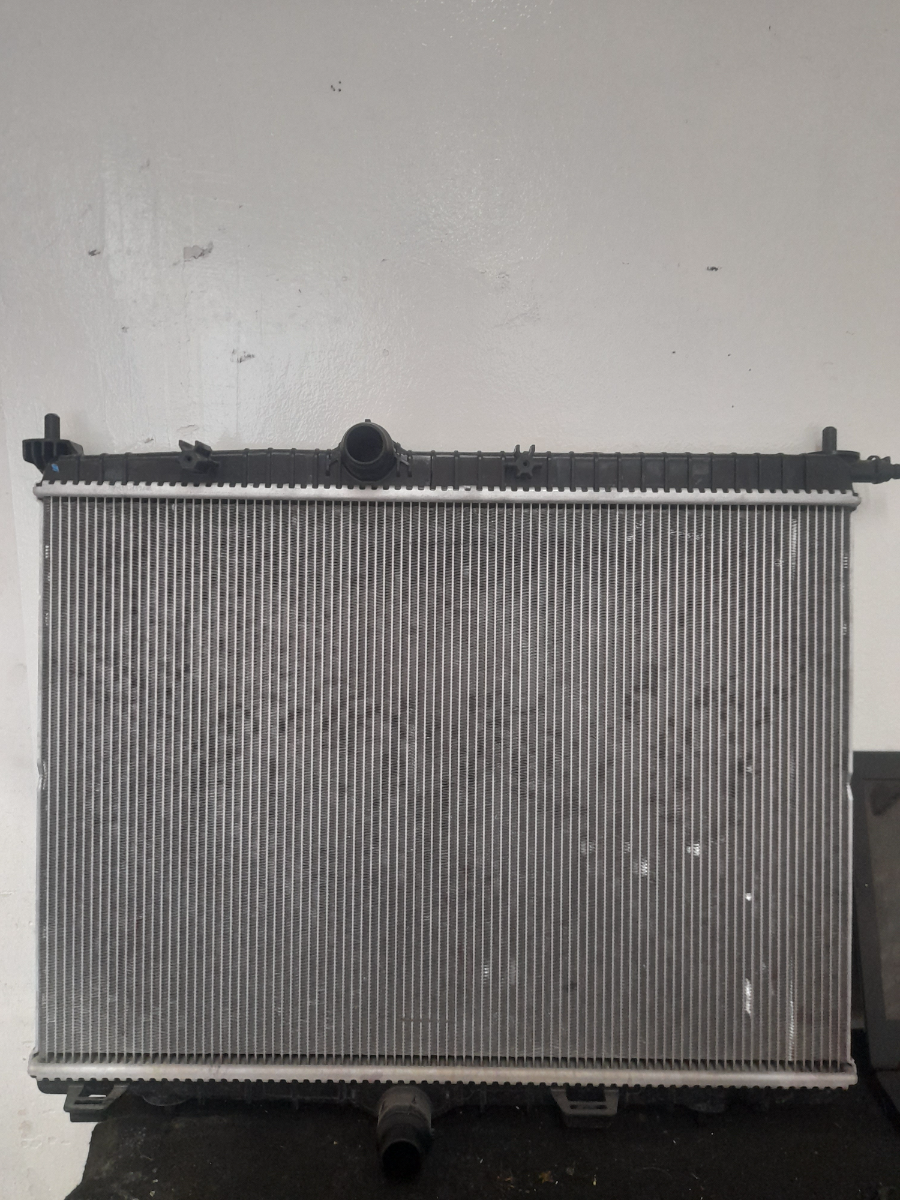 Radiador  Peugeot 208 2025 - 7492650