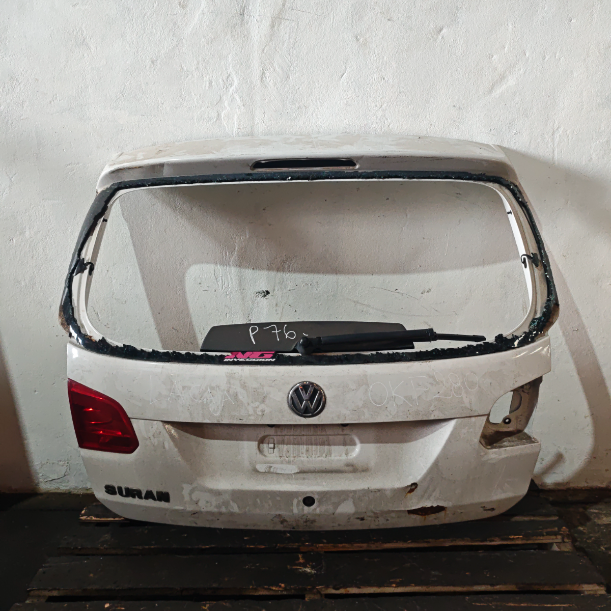 Porton Trasero Volkswagen Suran 2014 - Aa00117055
