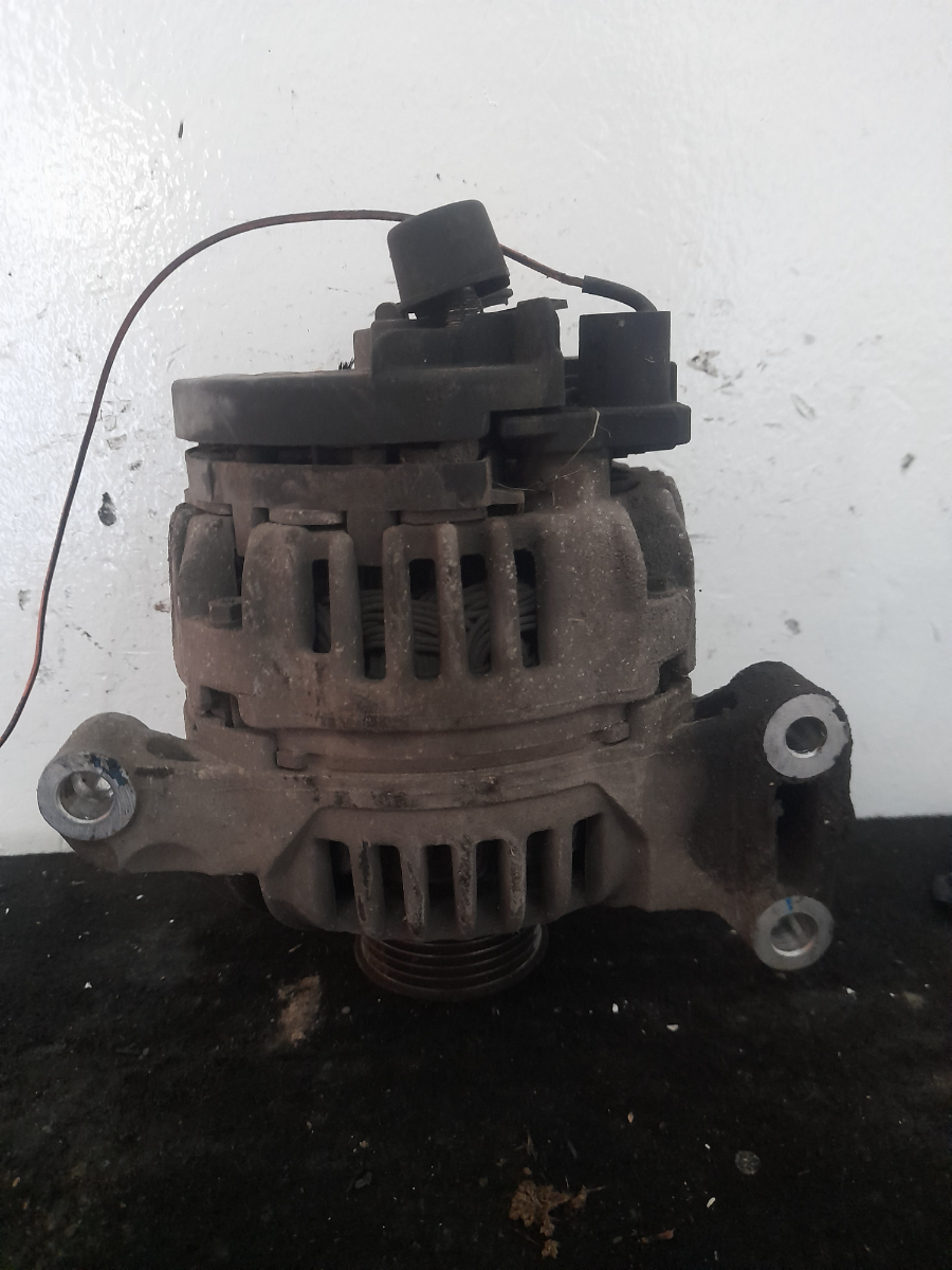 Alternador Fiat Palio 2010 - 7531791