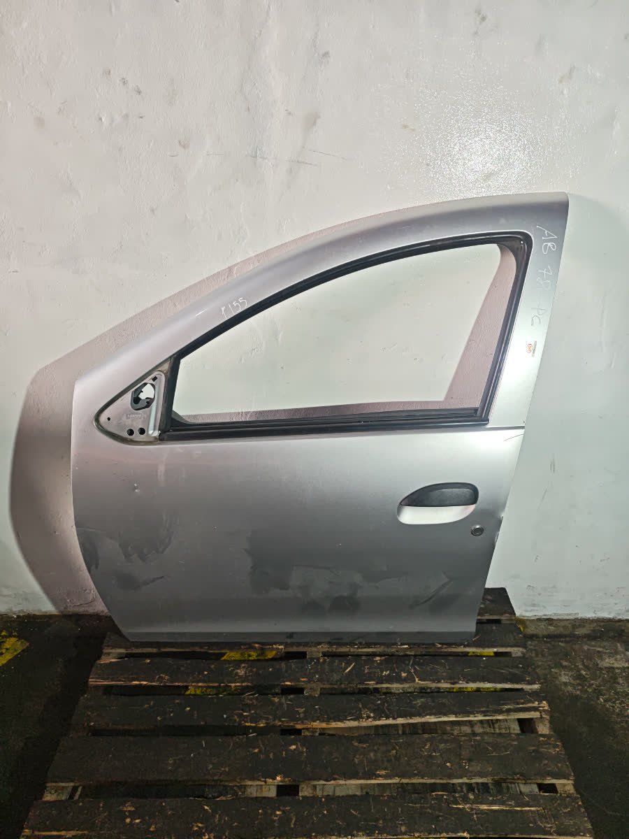Puerta Delantera Izquierda Renault Sandero 2017 - 7664729