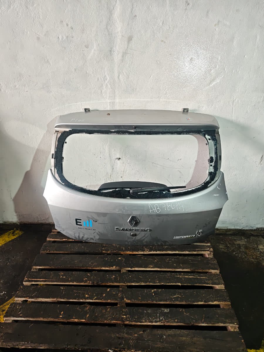 Porton Trasero Renault Sandero 2017 - 7664731