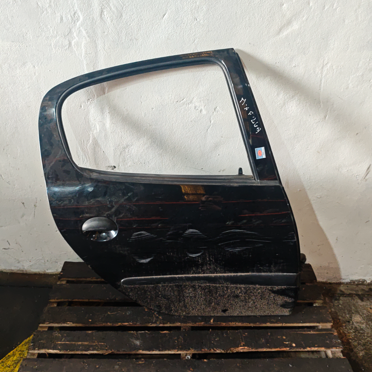 Puerta Trasera Derecha Peugeot 207 2013 - 7737241