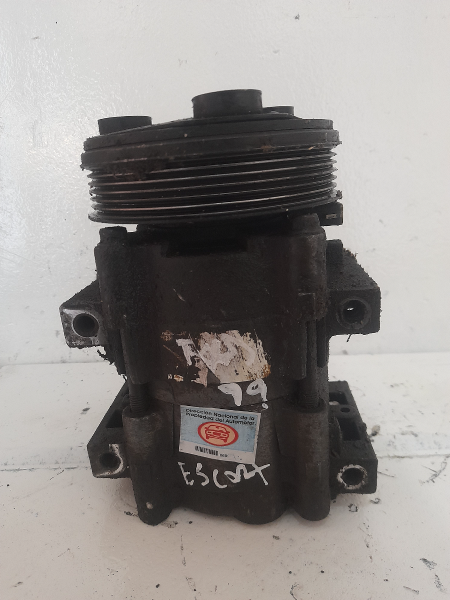 Compresor Aire Acc. Ford Escort 2001 - 6997099