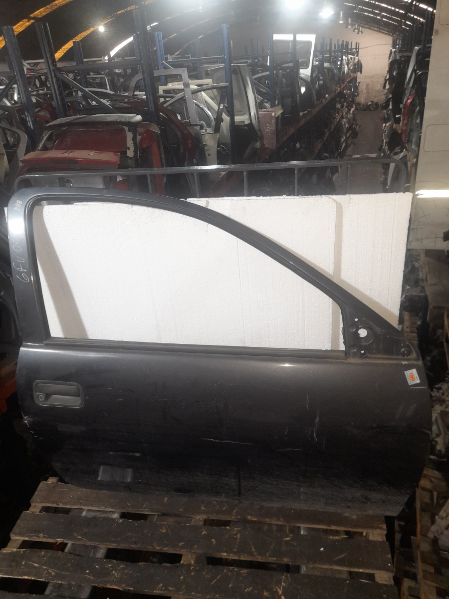 Puerta Delantera Derecha Chevrolet Corsa 2007 - 6217966