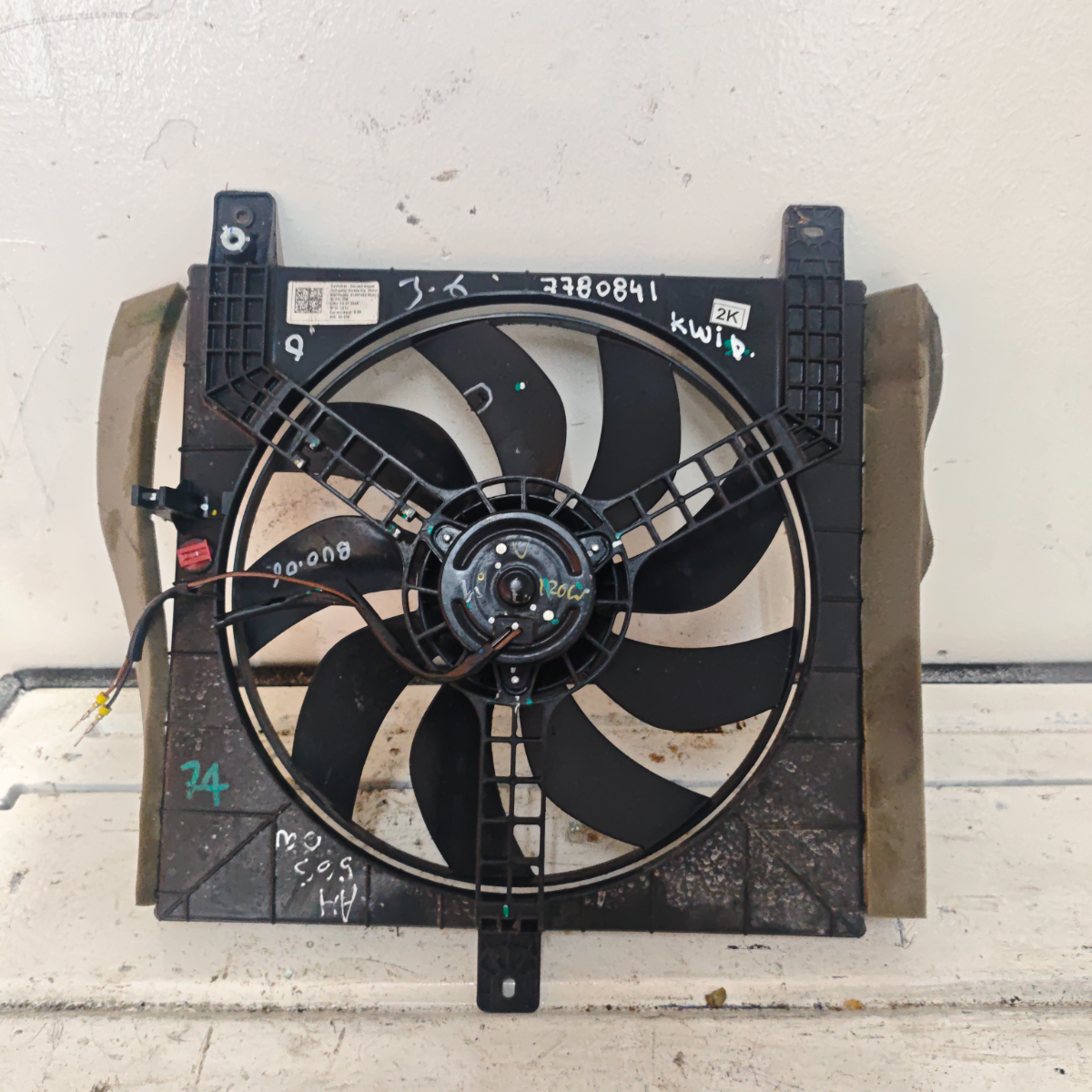 Electro Ventilador Renault Kwid 2025 - 7780841